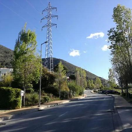 Av. Del Higueron Apartment Torremuelle